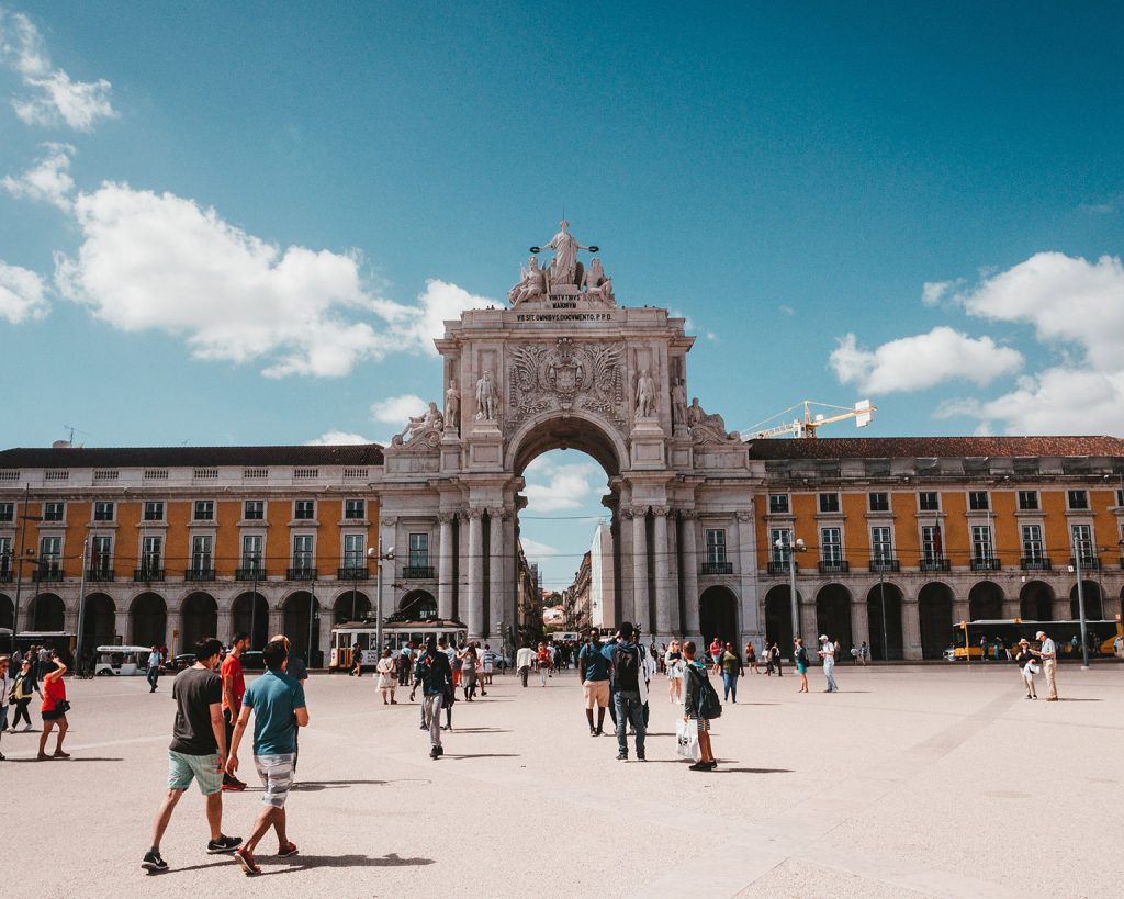 Lisbon Itinerary, Things to do in Lisbon, What to do in Lisbon, Lisbon Miradouros, Lisbon Viewpoints, Lisbon Day Trip, Lisbon Travel Itinerary, Lisbon Travel Plan, Lisbon Holiday, Lisbon Blog Post