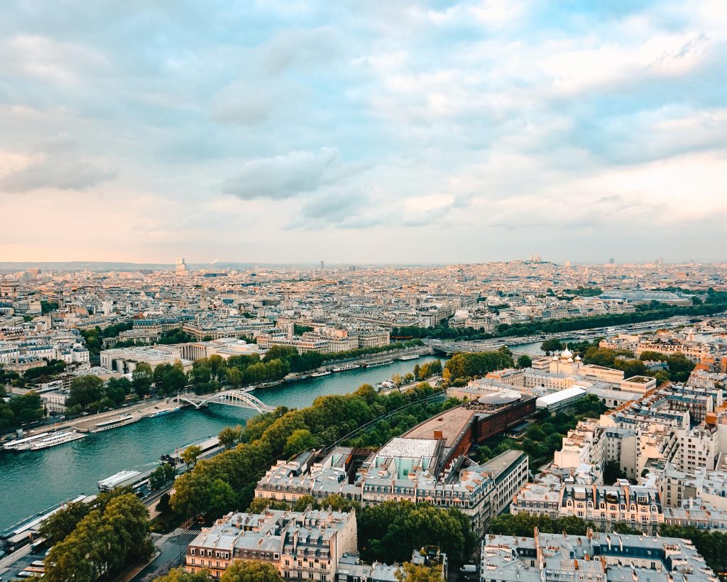 Paris Itinerary, Paris Travel Plan, Things to Do in paris, What to Eat in paris, Where to Stay in paris, Paris Itinerary, Paris Travel Plan, Paris holiday plan, Paris travel tips, Paris Unique things to do, Paris, France, Eiffel Tower, Best Photo Spots of Eiffel Tower